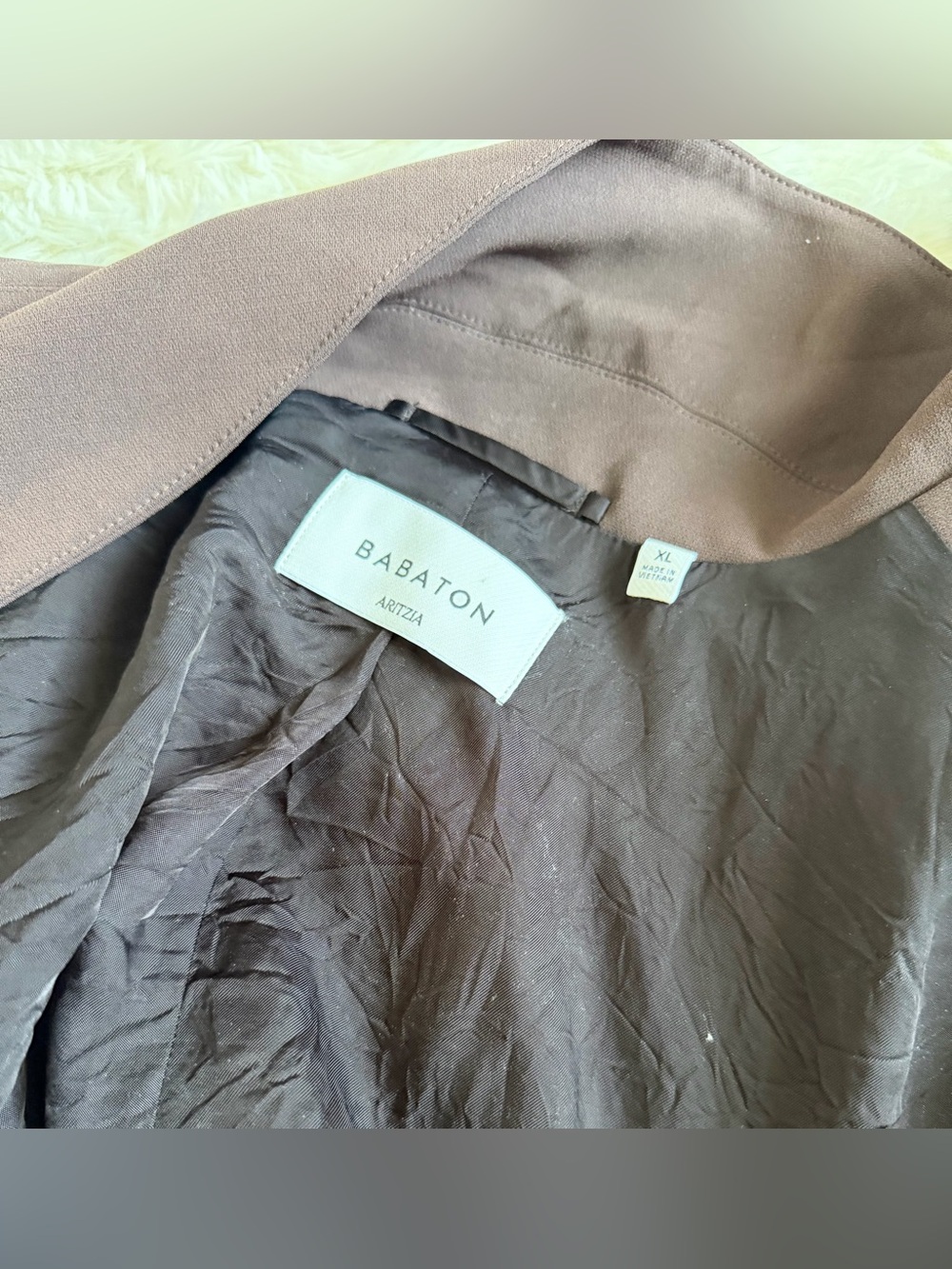 Aritzia Babaton Postage Trench Coat - Sway Crepe - Picture 11 of 11